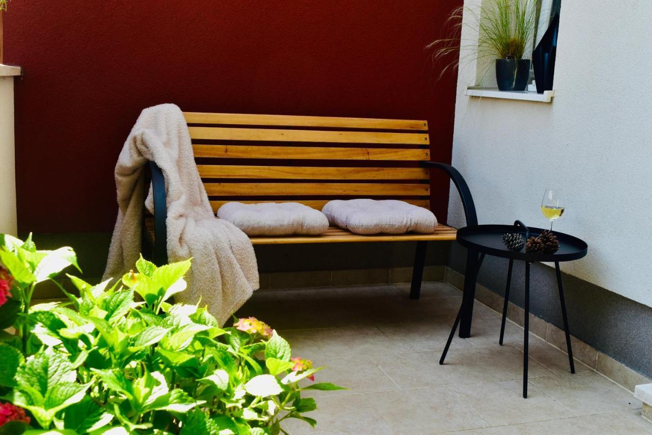 Studio Apartment Stazion With Free Parking Pazin Kültér fotó